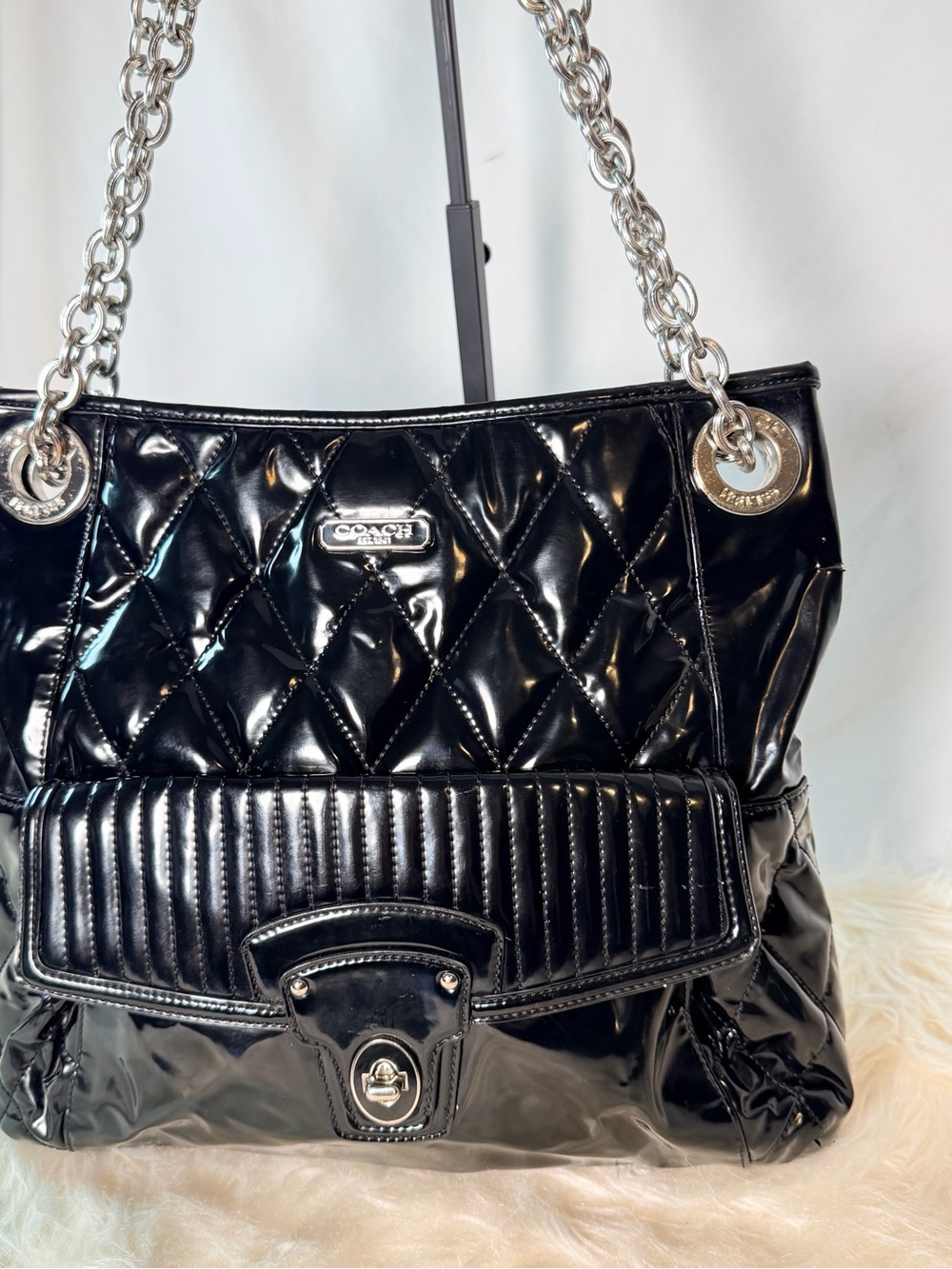 Coach Poppy Liquid Glass Quilted Chain Tote Black 18673 WITH COA